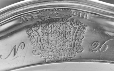 Ovale Platte aus einem umfangreichen Tafelservice für Kurfürst Maximilian III Joseph von Bayern